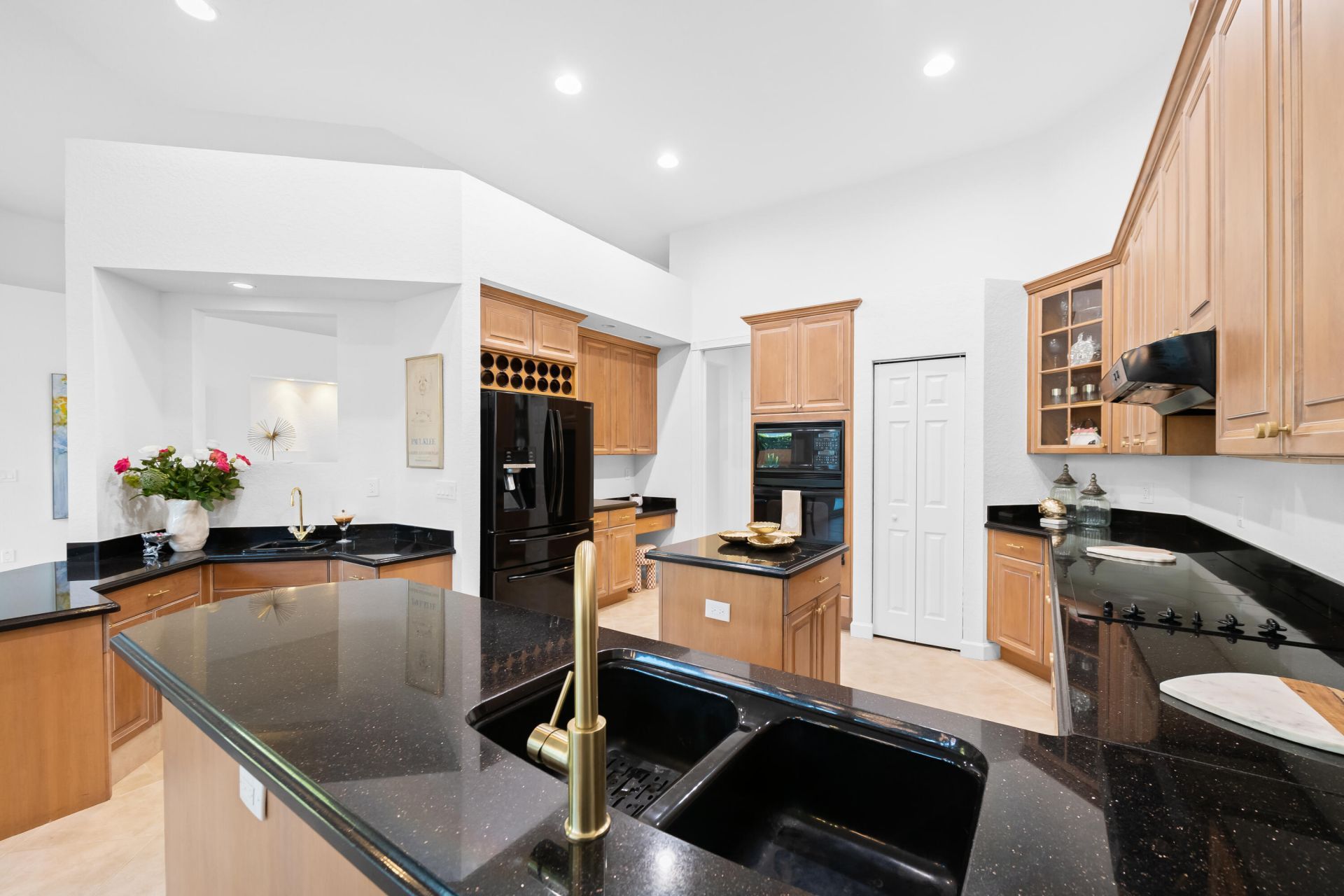 8019 S Savannah Circle, Davie, FL 33328 Photo