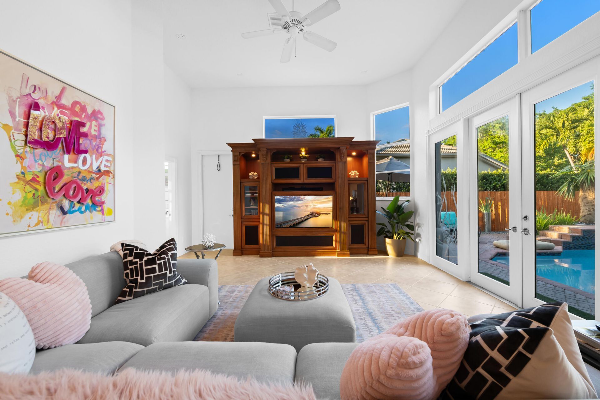 8019 S Savannah Circle, Davie, FL 33328 Photo