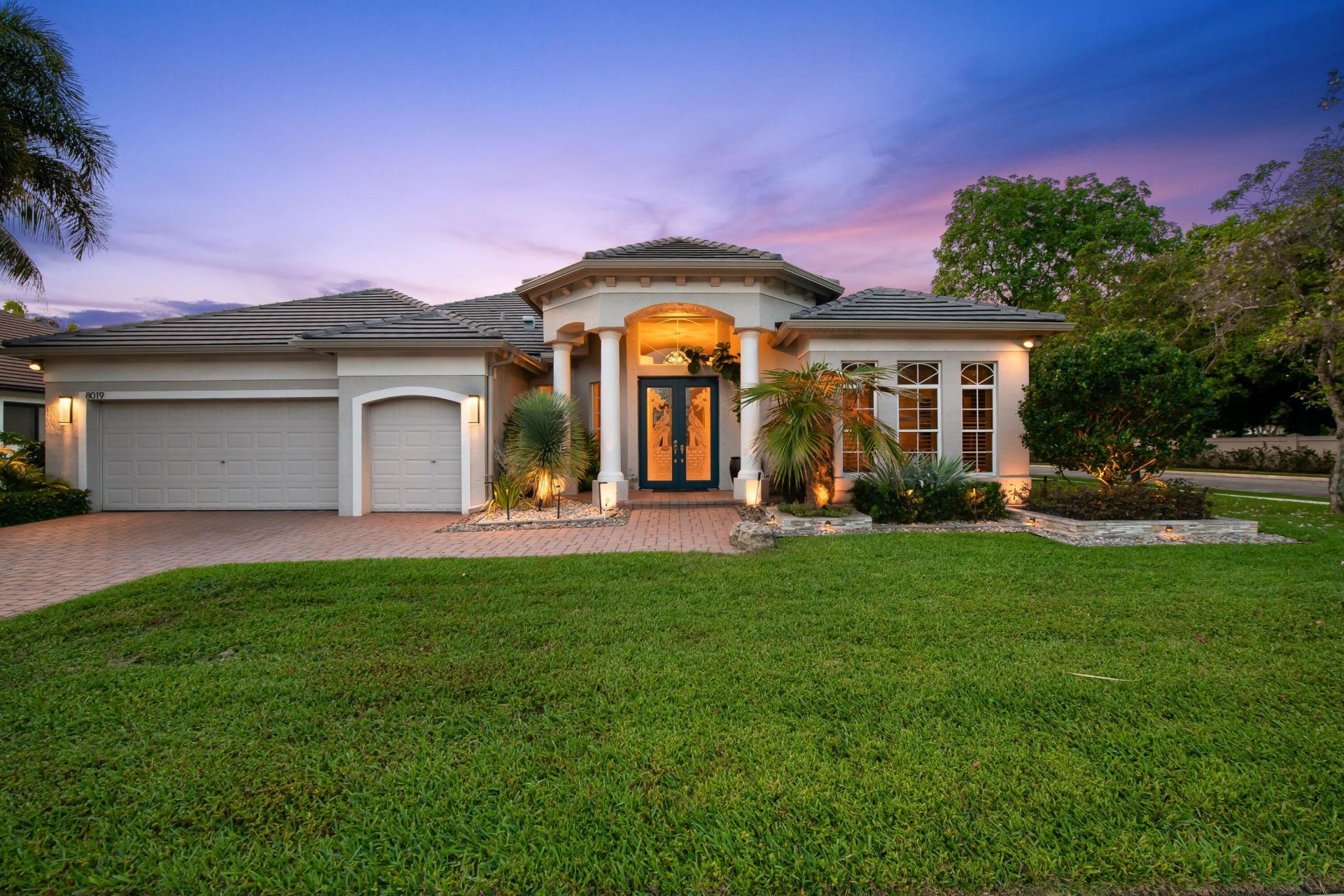 8019 S Savannah Circle, Davie, FL 33328 Photo