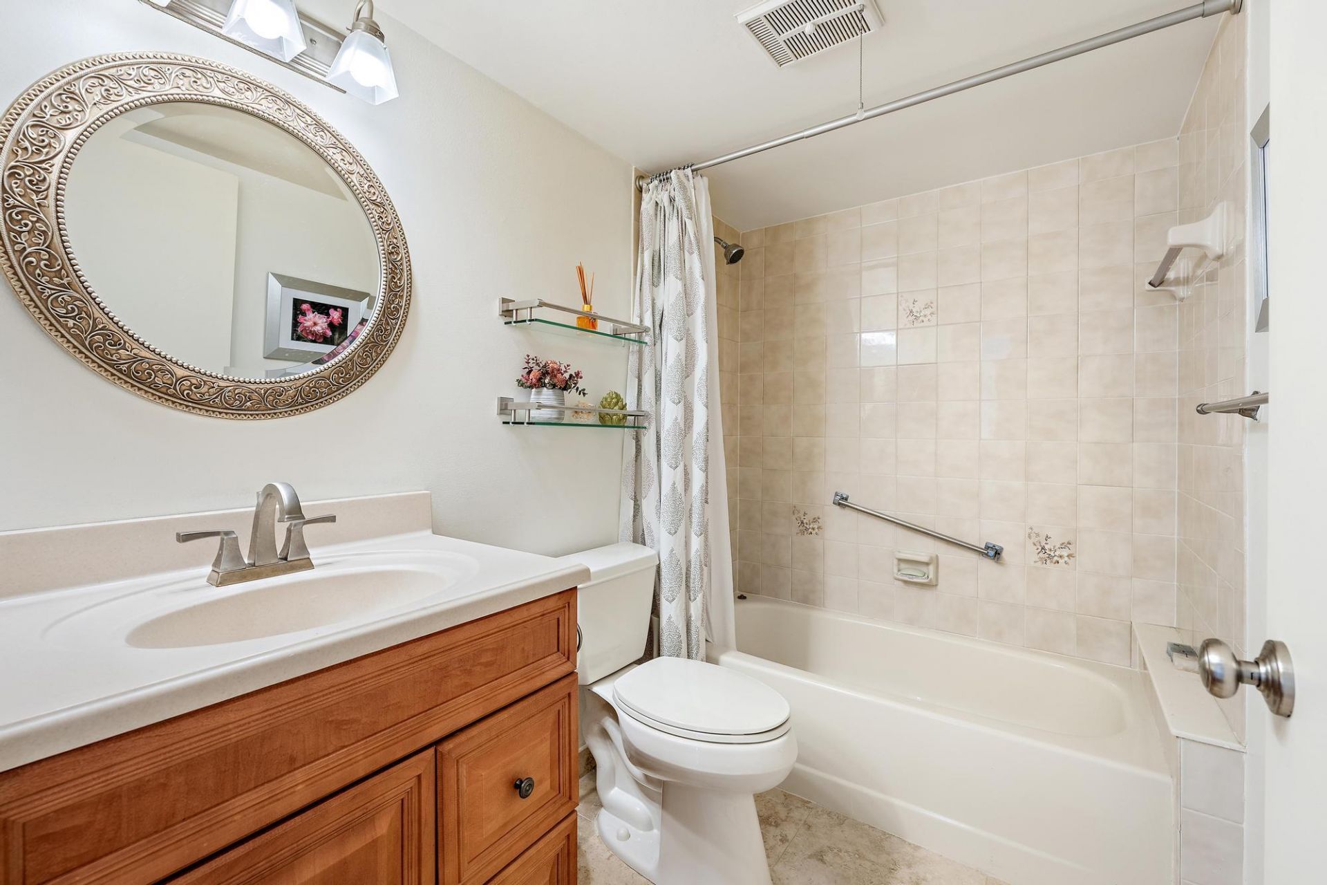 4492 NE Ocean Boulevard, Unit F1, Hutchinson Island, FL 34957 Photo