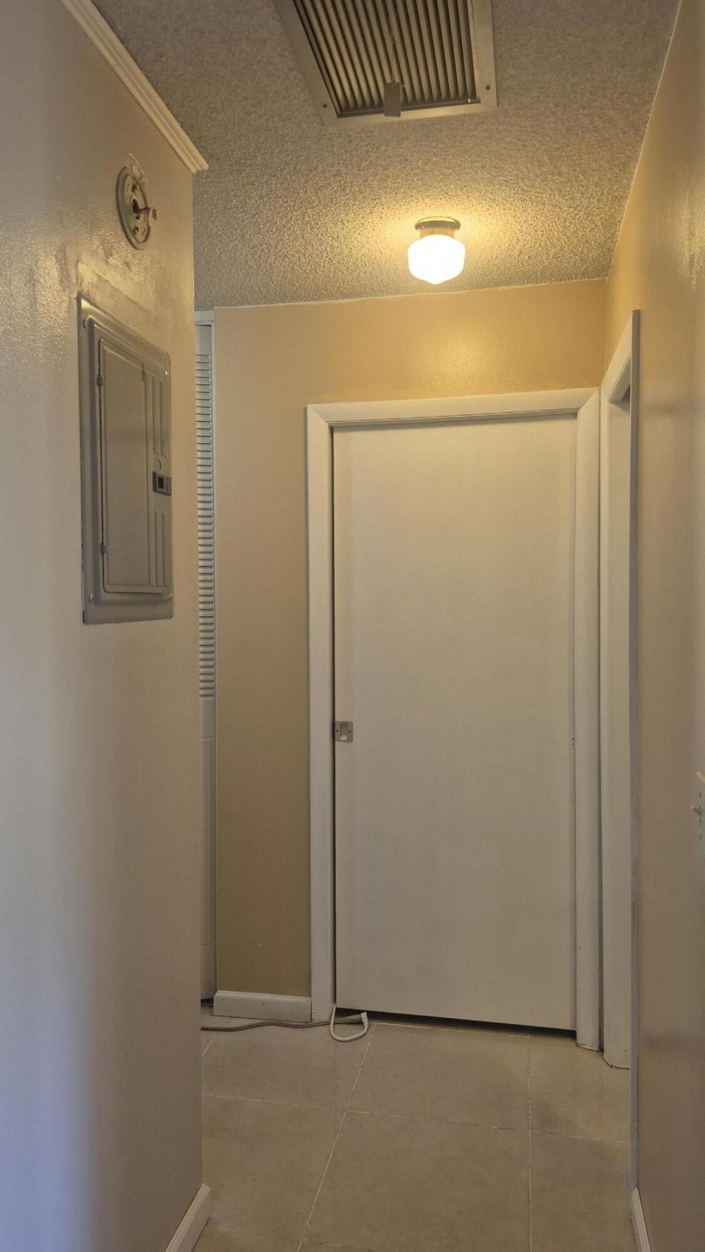 5423 Cresthaven Boulevard, Unit C, West Palm Beach, FL 33415 Photo