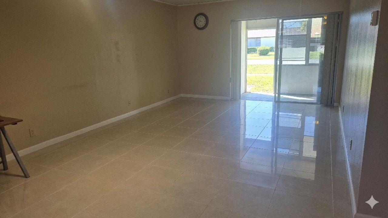 5423 Cresthaven Boulevard, Unit C, West Palm Beach, FL 33415 Photo