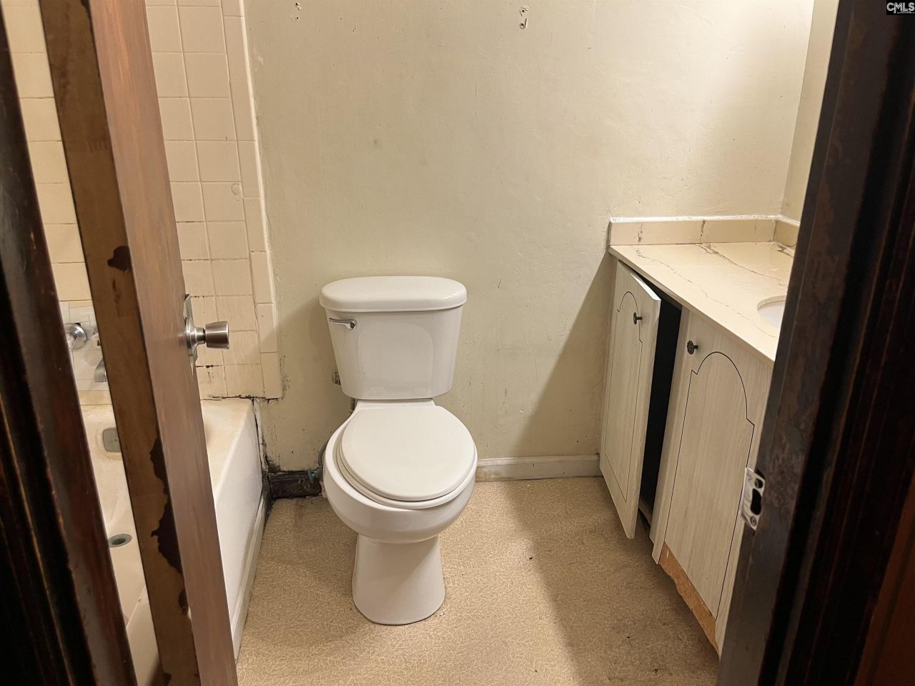 704 Congaree Church Road  Photo 16