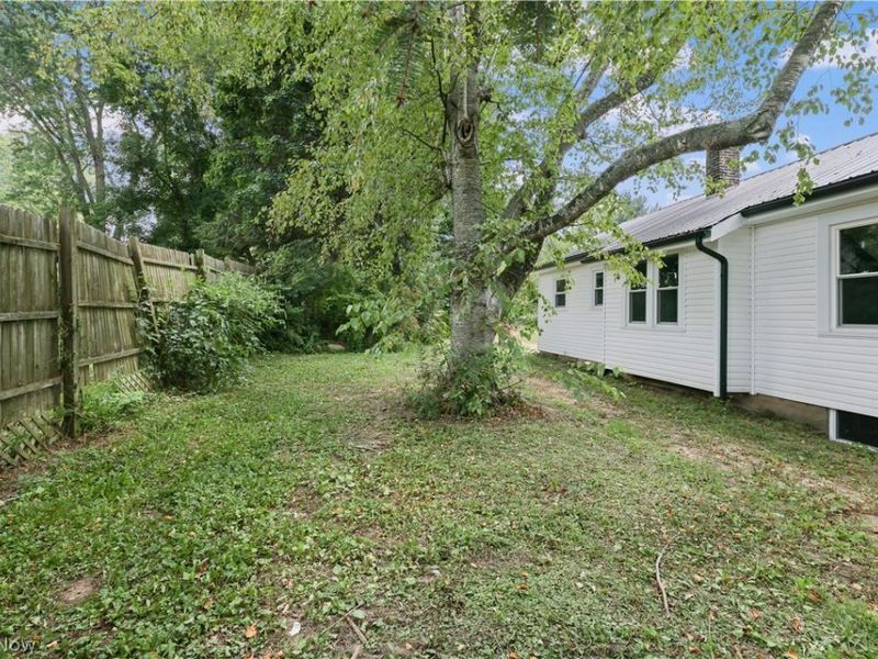 2430 S Columbus Road, Wooster, OH 44691 Photo 18