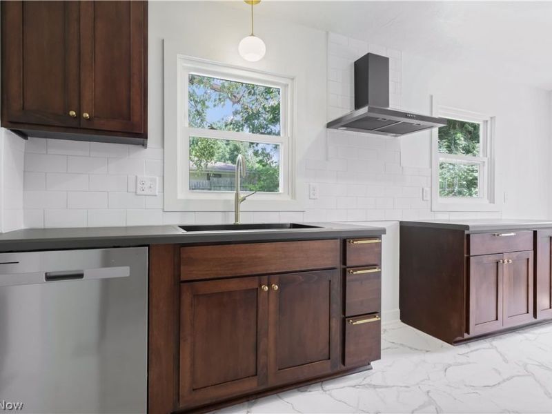 2430 S Columbus Road, Wooster, OH 44691 Photo 6