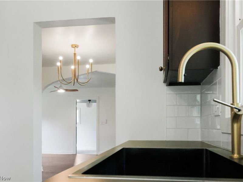 2430 S Columbus Road, Wooster, OH 44691 Photo 8