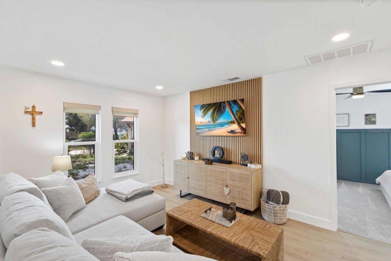 6410 38th Avenue Circle W, Bradenton, FL 34209 Photo