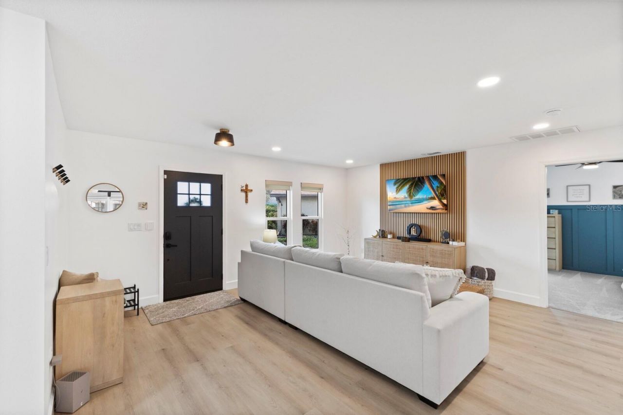 6410 38th Avenue Circle W, Bradenton, FL 34209 Photo