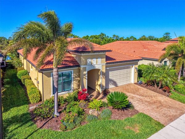 10407 MEDJOOL DRIVE , VENICE, FL 34293