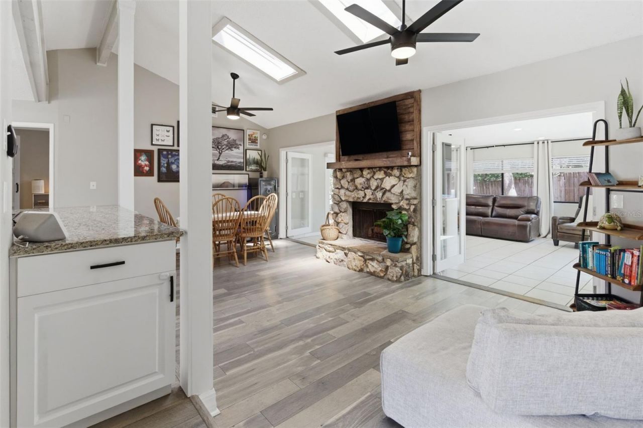 181 Wildwood Drive , Sanford, FL 32773 Photo