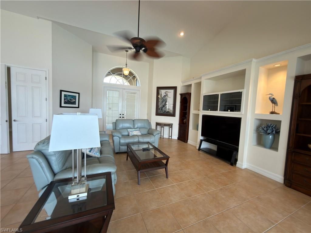 1019 NW 42nd Pl, Cape Coral, FL 33993 Photo