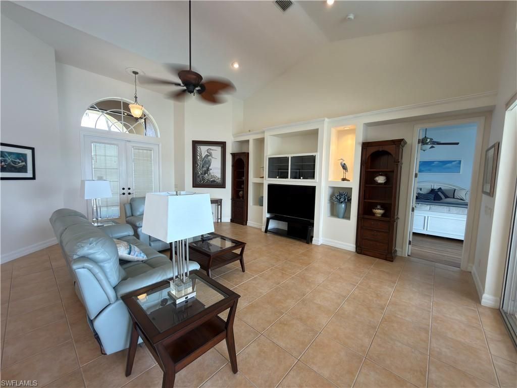 1019 NW 42nd Pl, Cape Coral, FL 33993 Photo