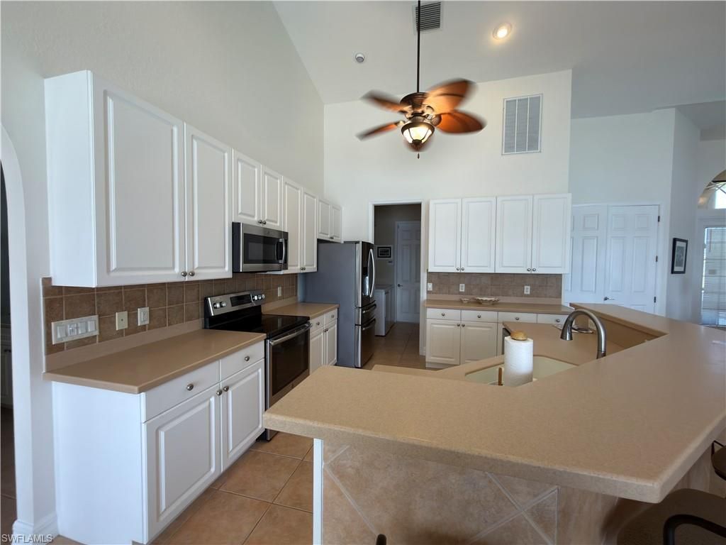 1019 NW 42nd Pl, Cape Coral, FL 33993 Photo