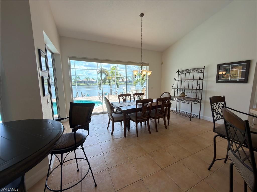 1019 NW 42nd Pl, Cape Coral, FL 33993 Photo