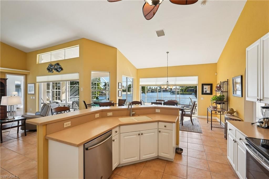 1019 NW 42nd Pl , Cape Coral, FL 33993 Photo