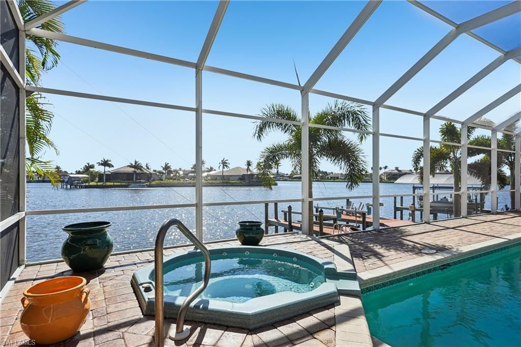 1019 NW 42nd Pl, Cape Coral, FL 33993 Photo