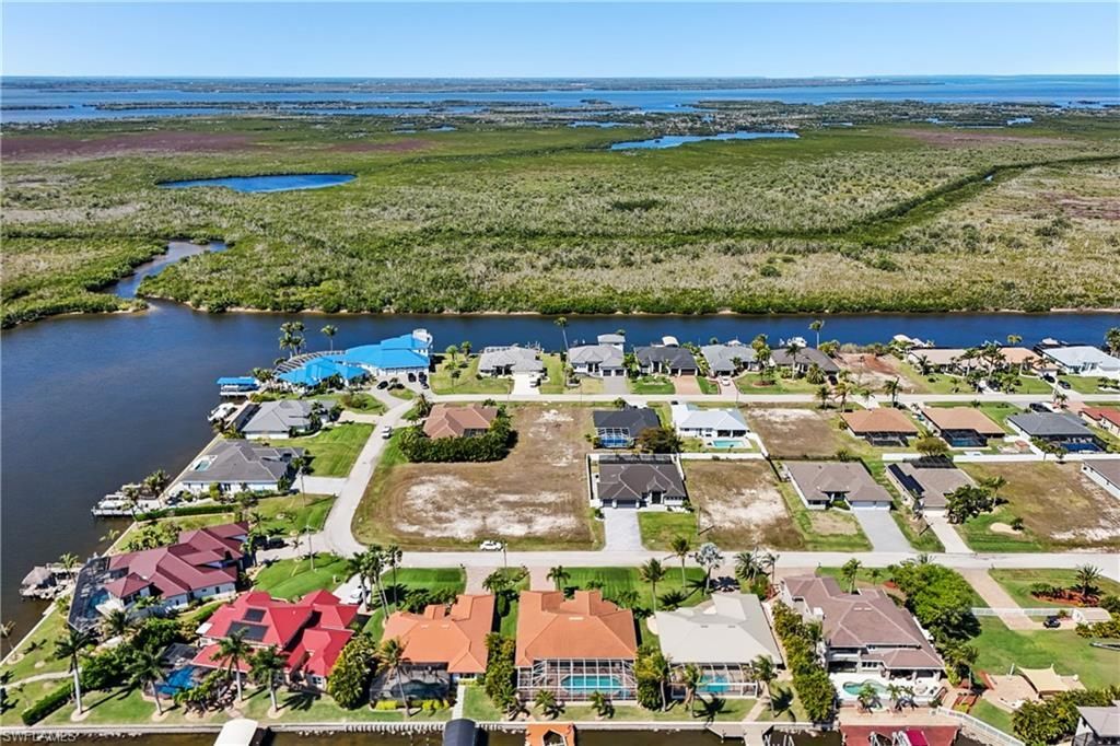 1019 NW 42nd Pl, Cape Coral, FL 33993 Photo