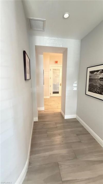 750 11th St S, Unit 101, Naples, FL 34102 Photo