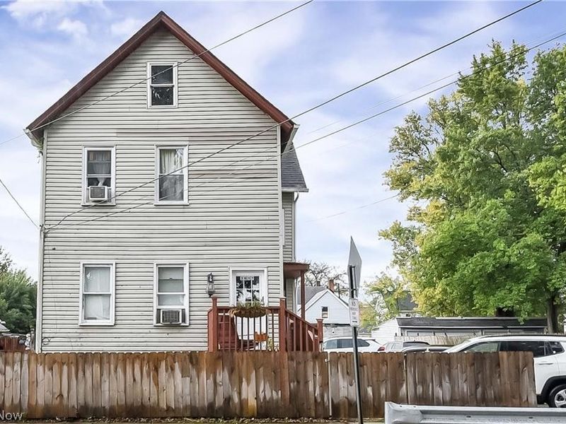 3617 Siam, Cleveland, OH 44113 Photo 1