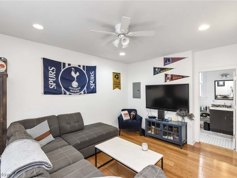 3617 Siam, Cleveland, OH 44113 Photo 15