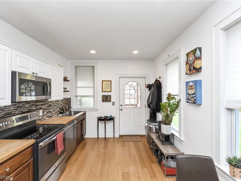 3617 Siam, Cleveland, OH 44113 Photo 18