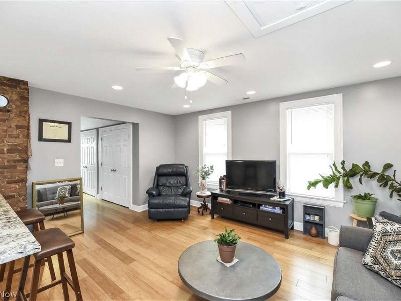 3617 Siam, Cleveland, OH 44113 Photo 5