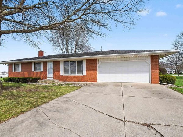 283 Meadowlark Lane, Bremen, IN 46506