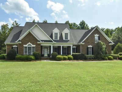 568 Charles Court , Lexington, SC 29072