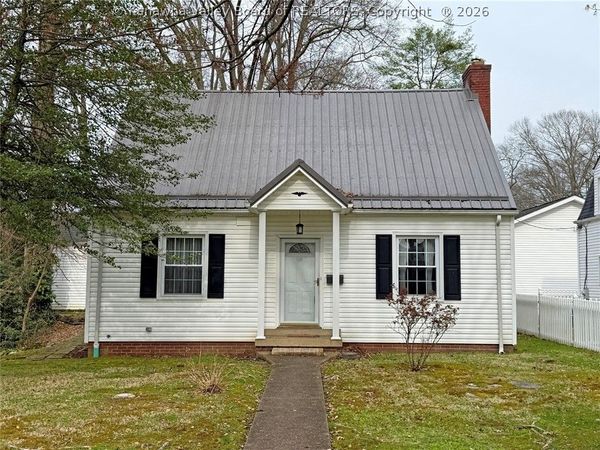 109 50th Street SE, Charleston, WV 25304