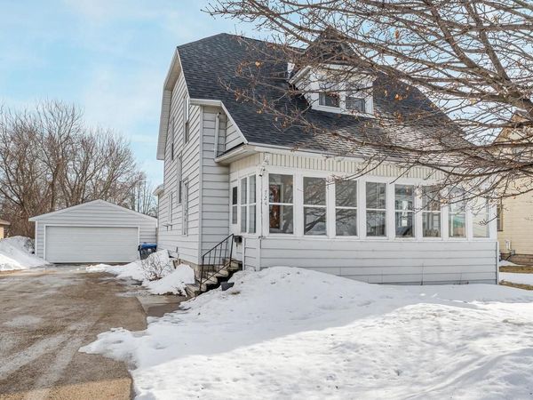 724 MAIN STREET, Neenah, WI 54956