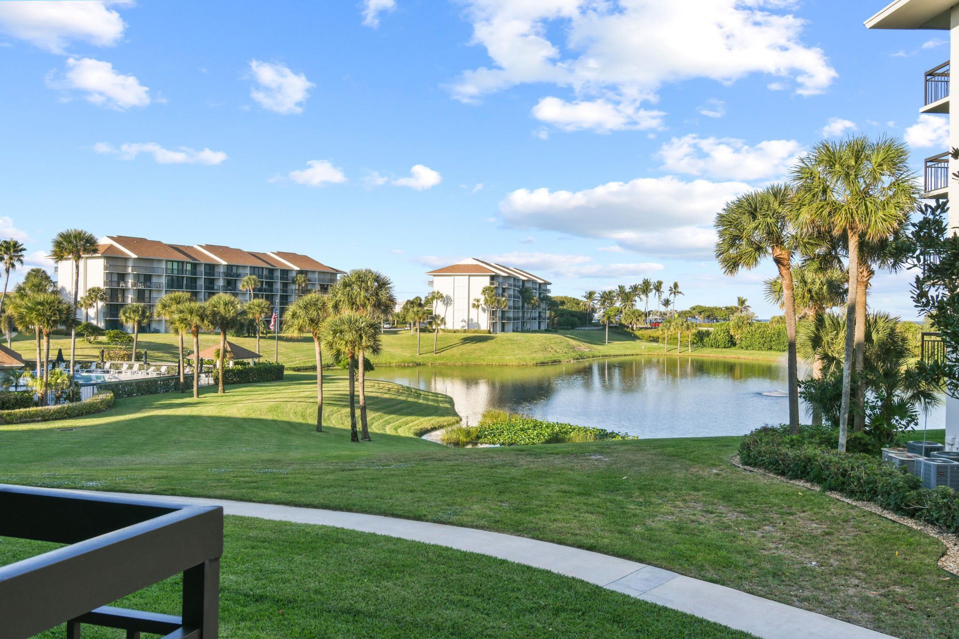 501 S Seas Drive, Unit 206, Jupiter, FL 33477 Photo