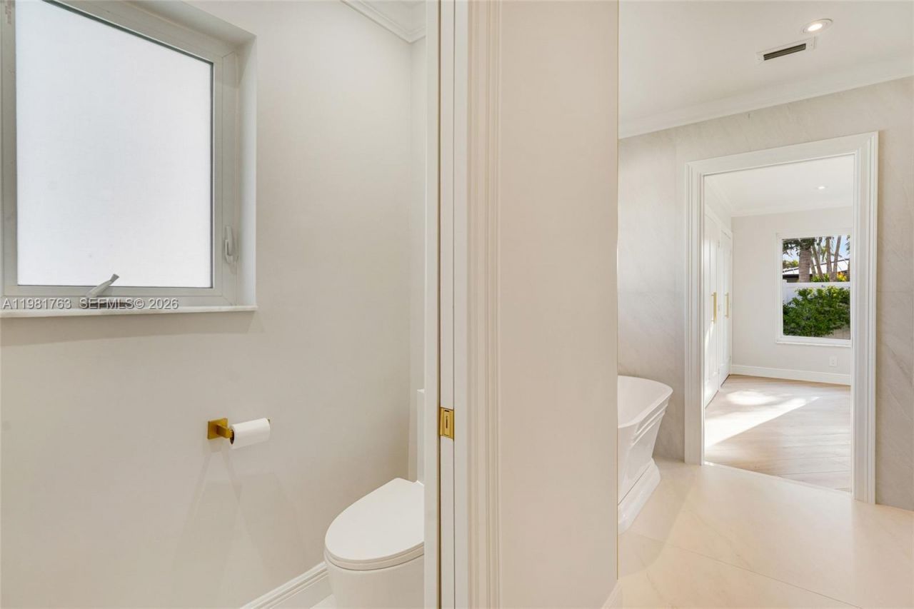 4460 NE 25th Ave , Lighthouse Point, FL 33064 Photo