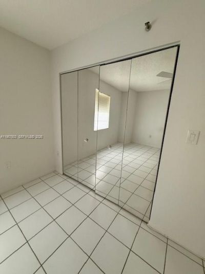 3910 Inverrary Blvd, Unit 407-B, Lauderhill, FL 33319 Photo