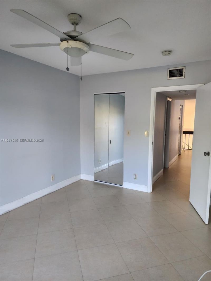537 N University Dr, Unit 71, Plantation, FL 33324 Photo