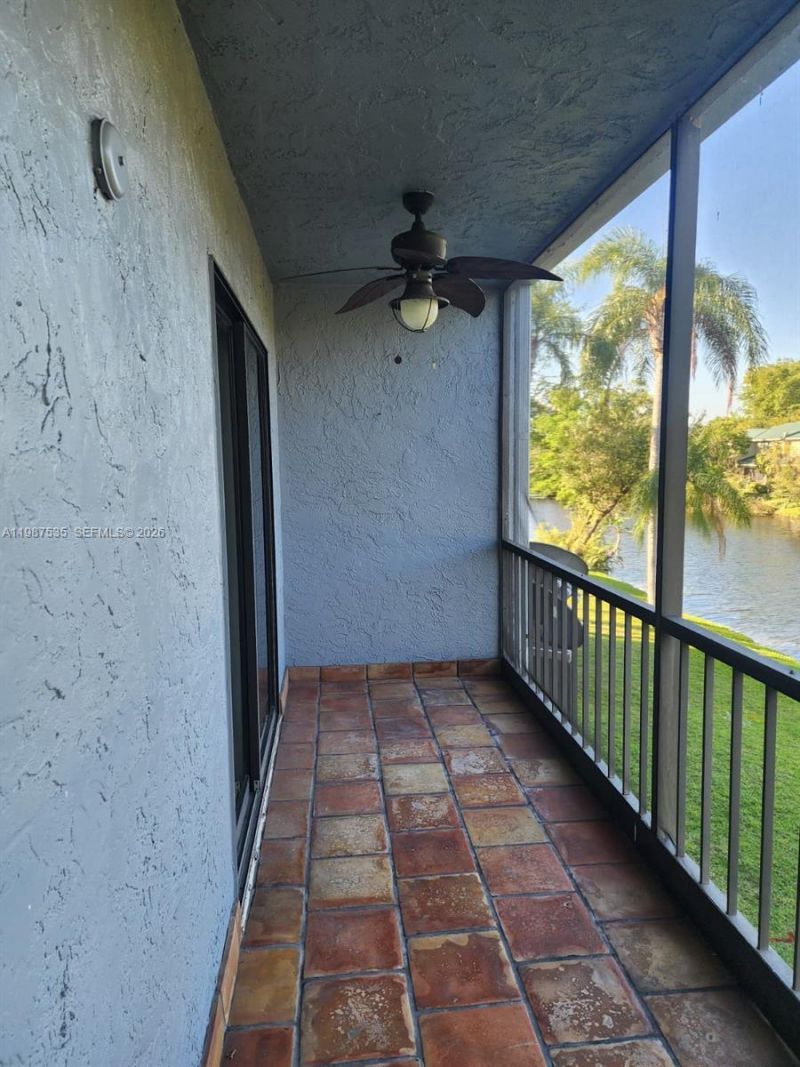 537 N University Dr, Unit 71, Plantation, FL 33324 Photo