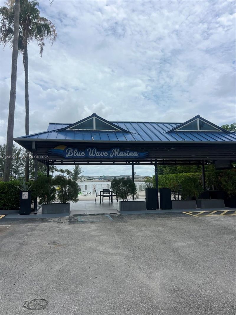 5077 NW 7th St, Unit 917, Miami, FL 33126 Photo