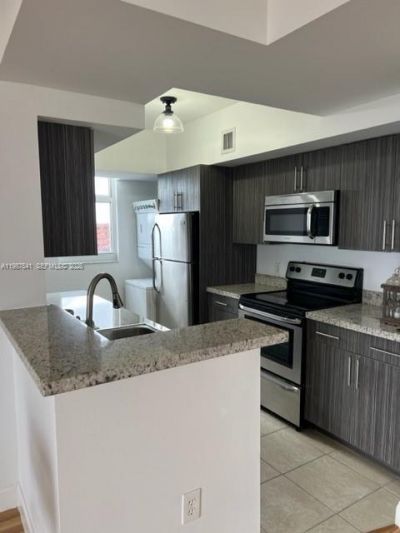 5077 NW 7th St, Unit 917, Miami, FL 33126 Photo