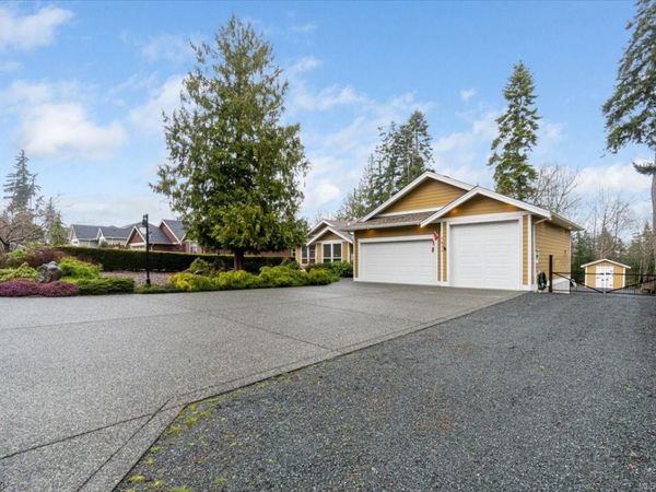 3831 Creekside Dr, Bowser, BC V0R 1G0