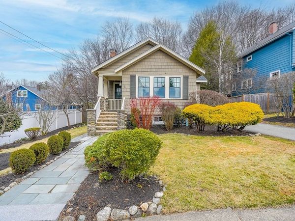 4 Wescott Rd, Stoneham, MA 02180