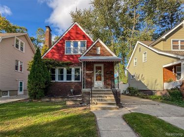 686 Princeton Road, Berkley, MI 48072