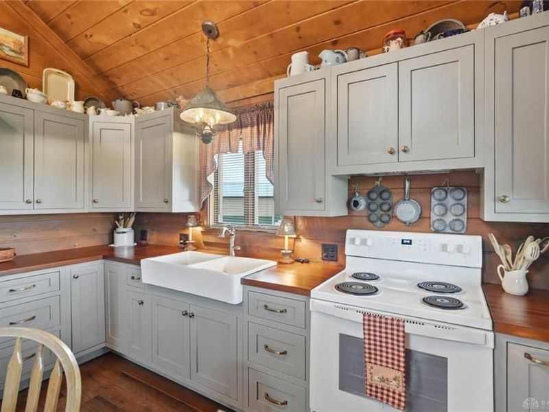 4288 Woods Lane, Hillsboro, OH 45133 Photo 12