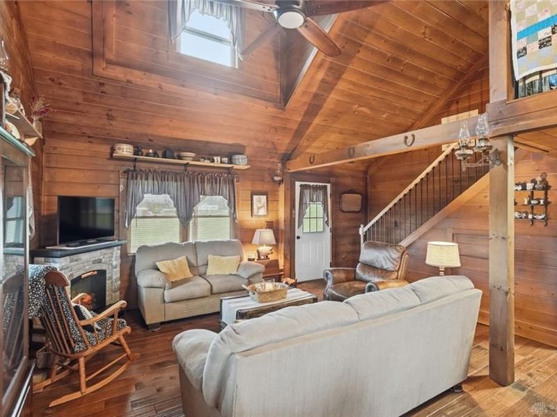 4288 Woods Lane, Hillsboro, OH 45133 Photo 9