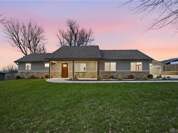 4124 Rosehill Drive, Beavercreek, OH 45431