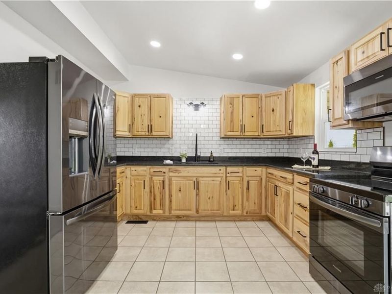 4124 Rosehill Drive, Beavercreek, OH 45431 Photo 13