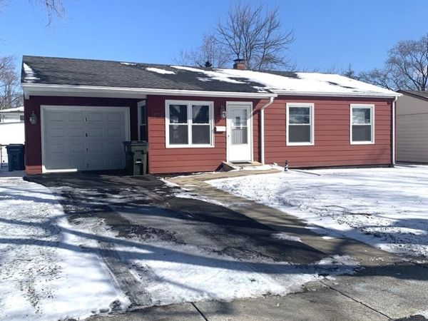 1672 Evergreen Avenue , Hanover Park, IL 60133