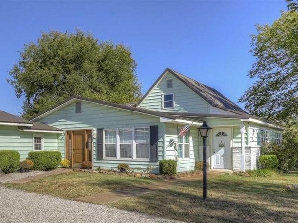 3617 SW Center Road, Columbus, KS 66725