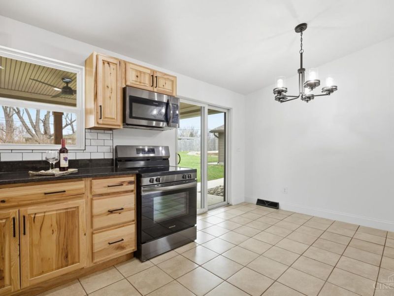 4124 Rosehill Drive, Beavercreek, OH 45431 Photo 34