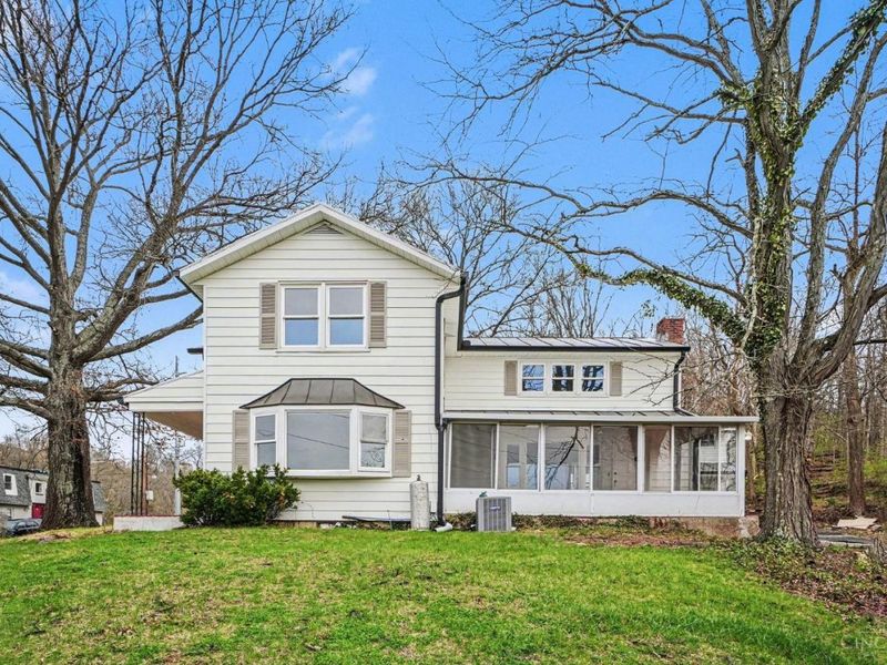 1073 Bethel New Richmond Road, New Richmond, OH 45157 Photo 1