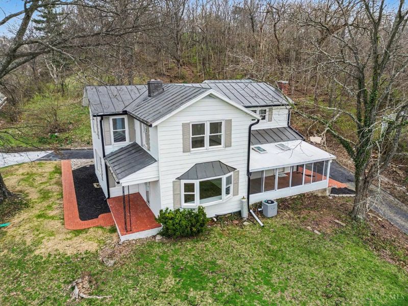 1073 Bethel New Richmond Road, New Richmond, OH 45157 Photo 2