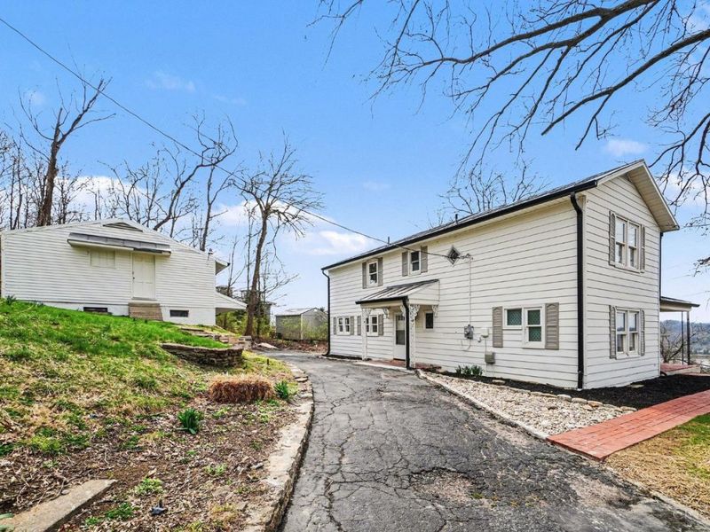 1073 Bethel New Richmond Road, New Richmond, OH 45157 Photo 7